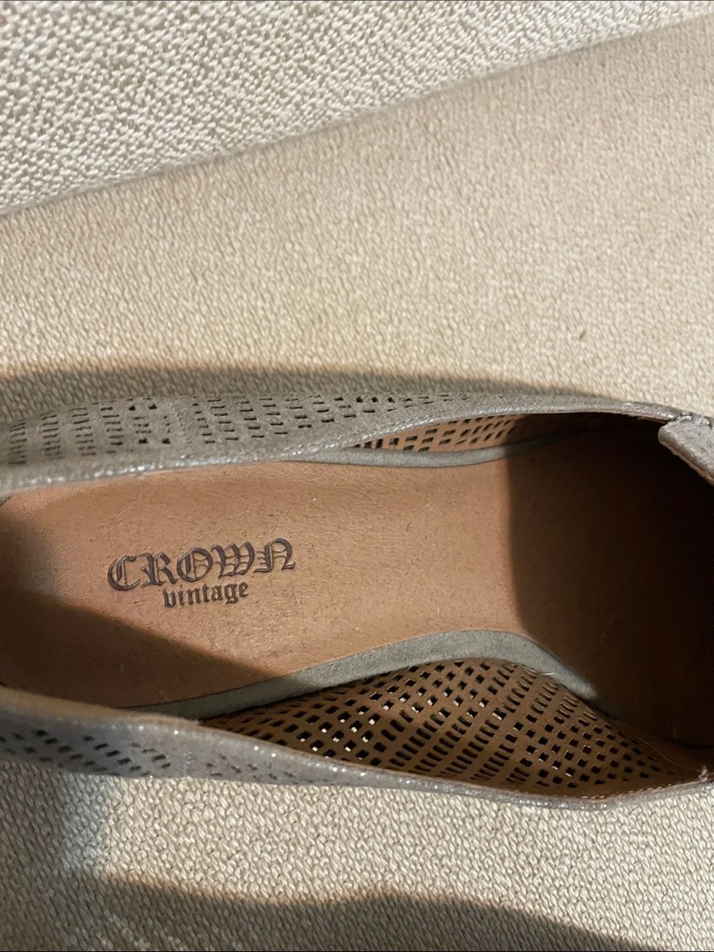 Crown Vintage Metallic Silver Perforated Slip-On Loafers. Size 8.5.